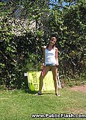 publicflash_nadia01.jpg